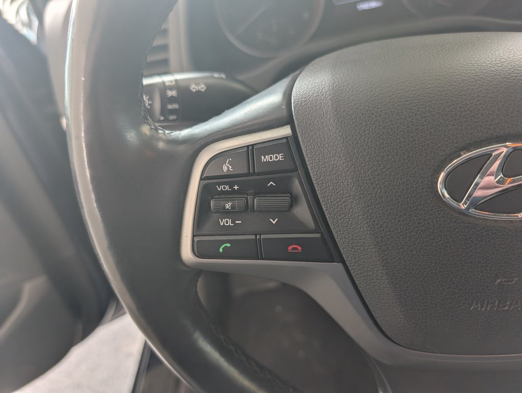 Hyundai Elantra SE, AUTOMATIQUE, A/C, 2017 à Magog, Québec - 17 - w1024h768px