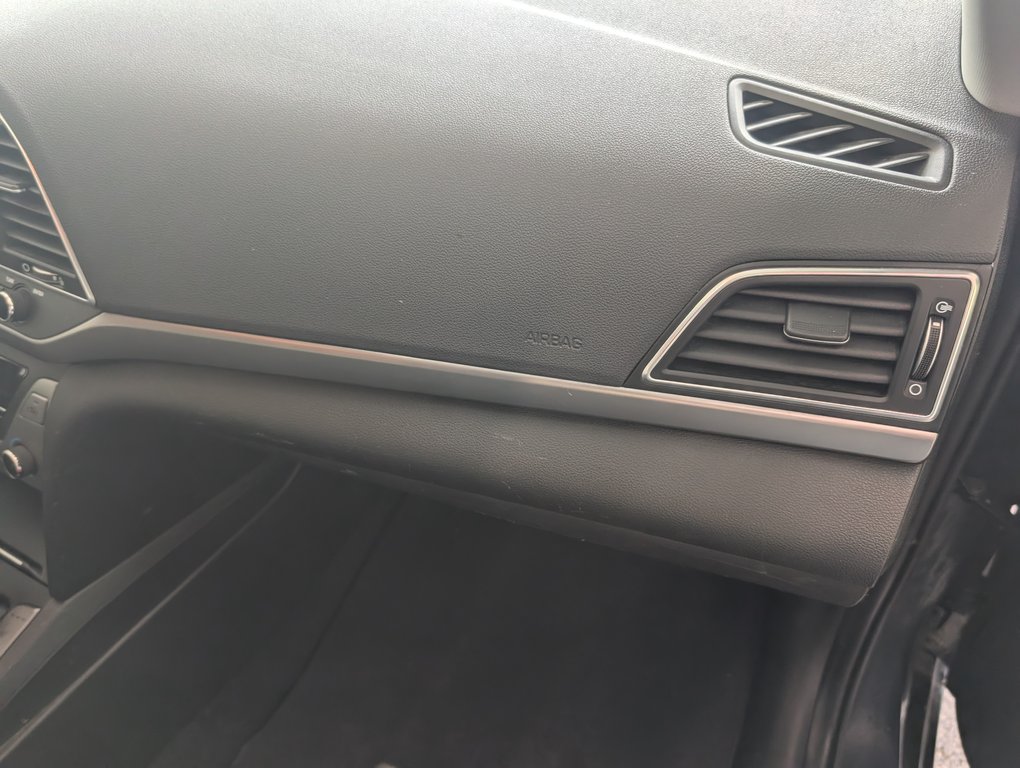 Hyundai Elantra SE, AUTOMATIQUE, A/C, 2017 à Magog, Québec - 9 - w1024h768px