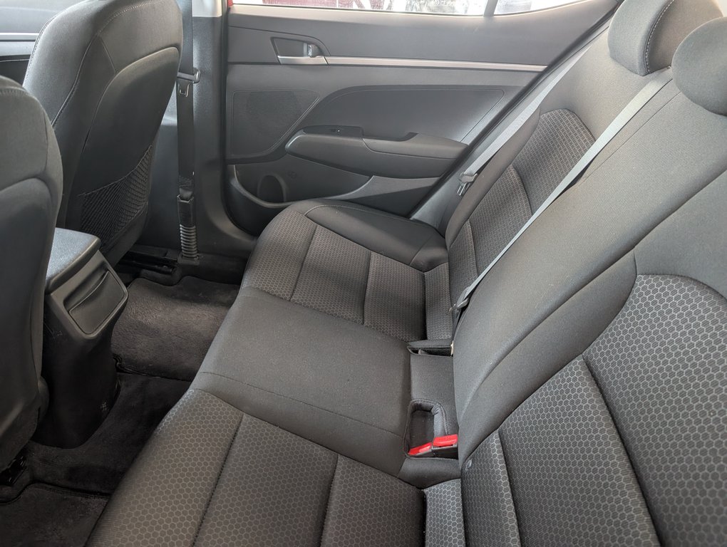 2017 Hyundai Elantra AUTOMATIQUE, A/C, in Magog, Quebec - 10 - w1024h768px