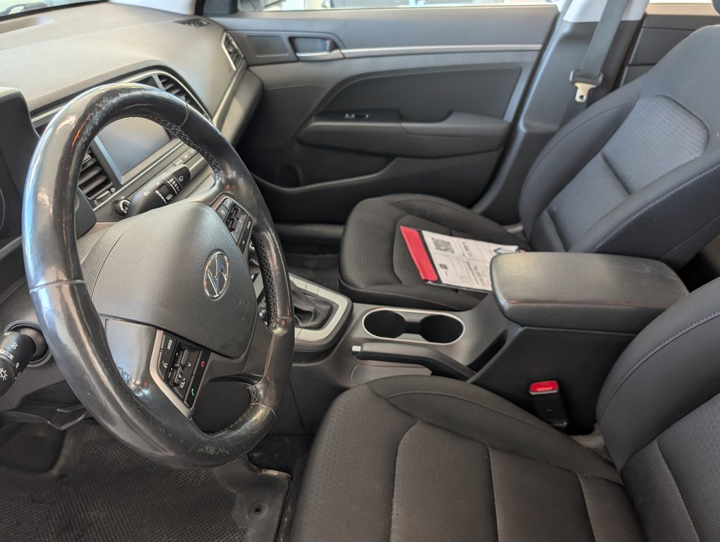 2018 Hyundai Elantra GL, AUTOMATIQUE, in Magog, Quebec - 12 - w1024h768px