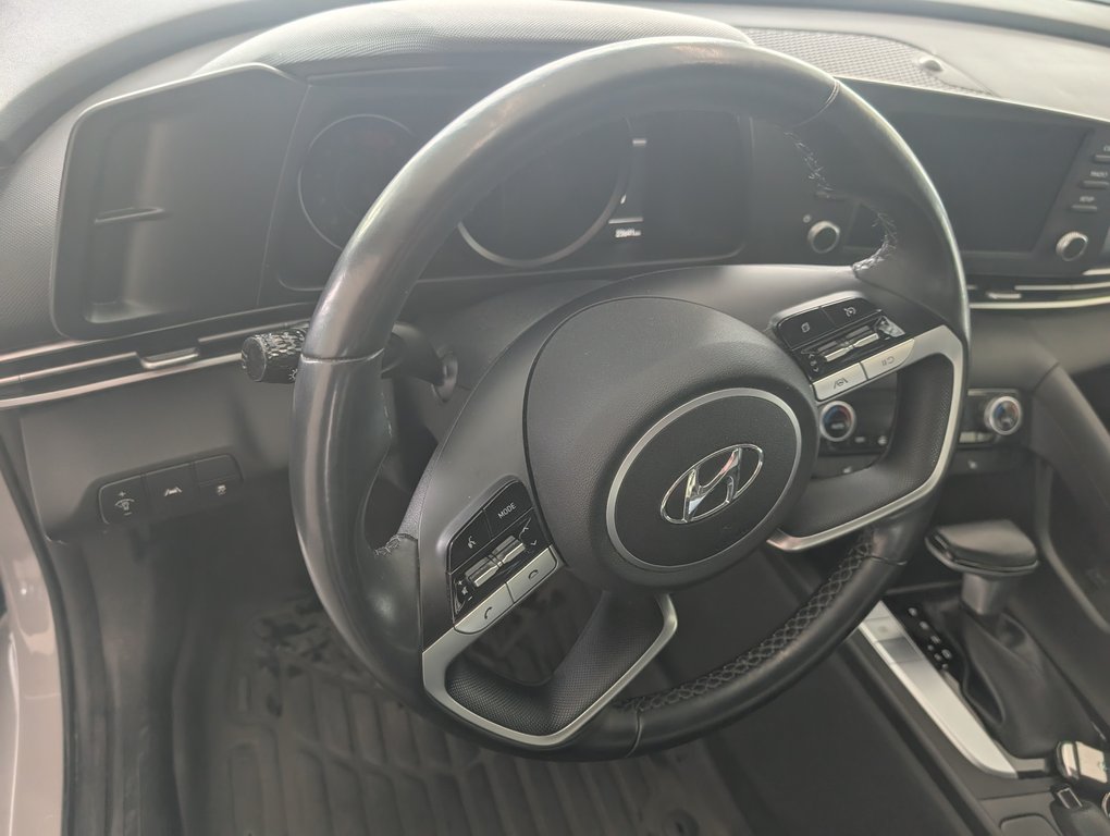 Hyundai Elantra Preferred 2021 à Magog, Québec - 9 - w1024h768px
