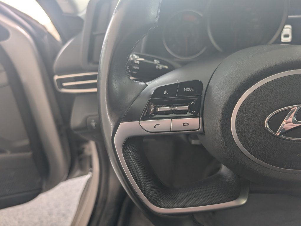 Hyundai Elantra Preferred 2021 à Magog, Québec - 14 - w1024h768px