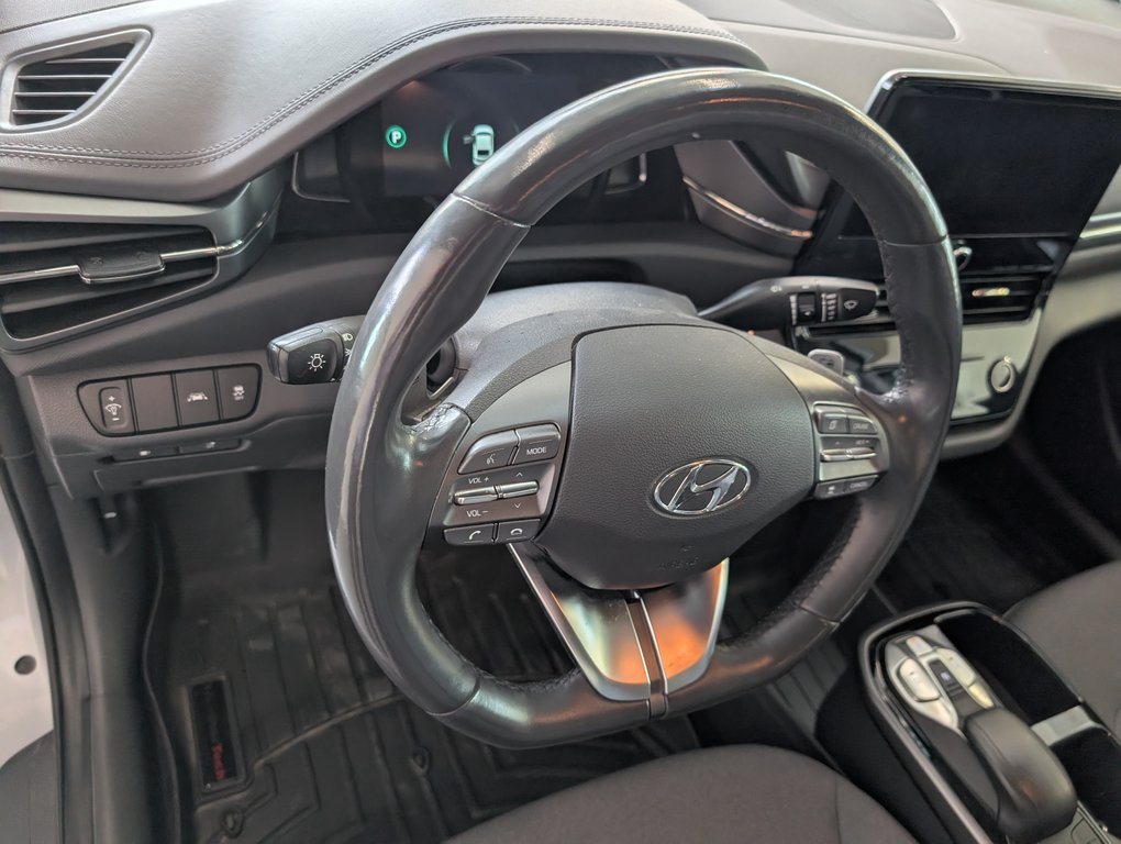 2020 Hyundai Ioniq Electric Preferred in Magog, Quebec - 11 - w1024h768px
