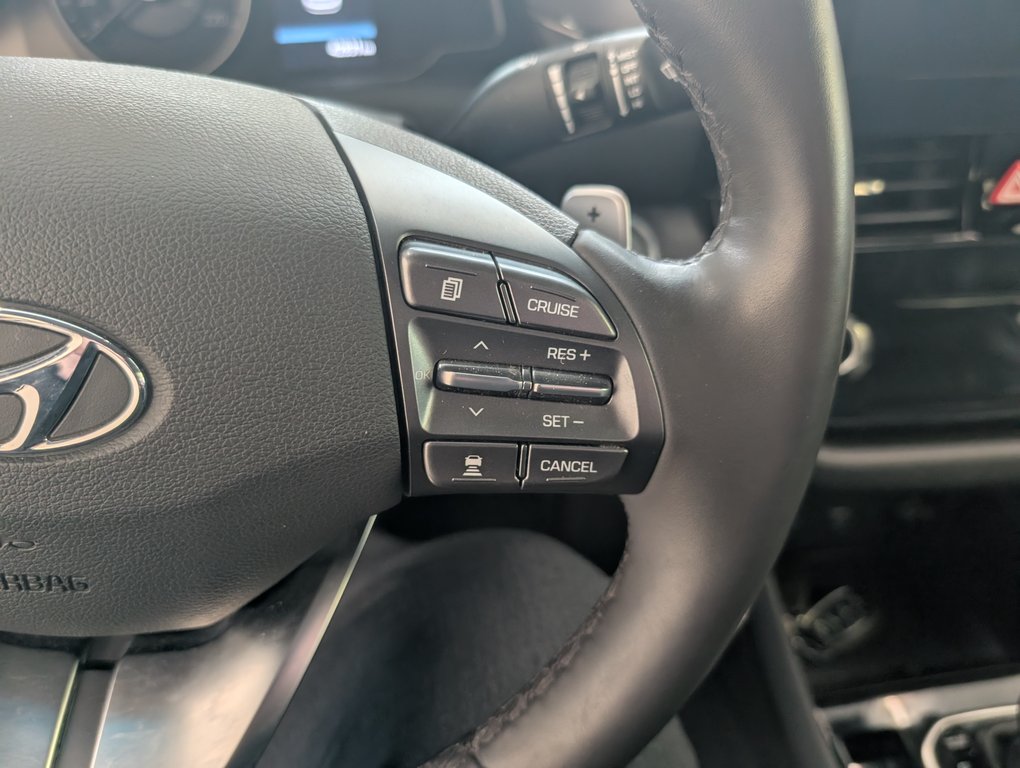 2021 Hyundai Ioniq Plug-In Hybrid Preferred in Magog, Quebec - 18 - w1024h768px