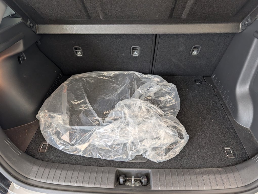 Hyundai Kona Electric Preferred 2023 à Magog, Québec - 6 - w1024h768px