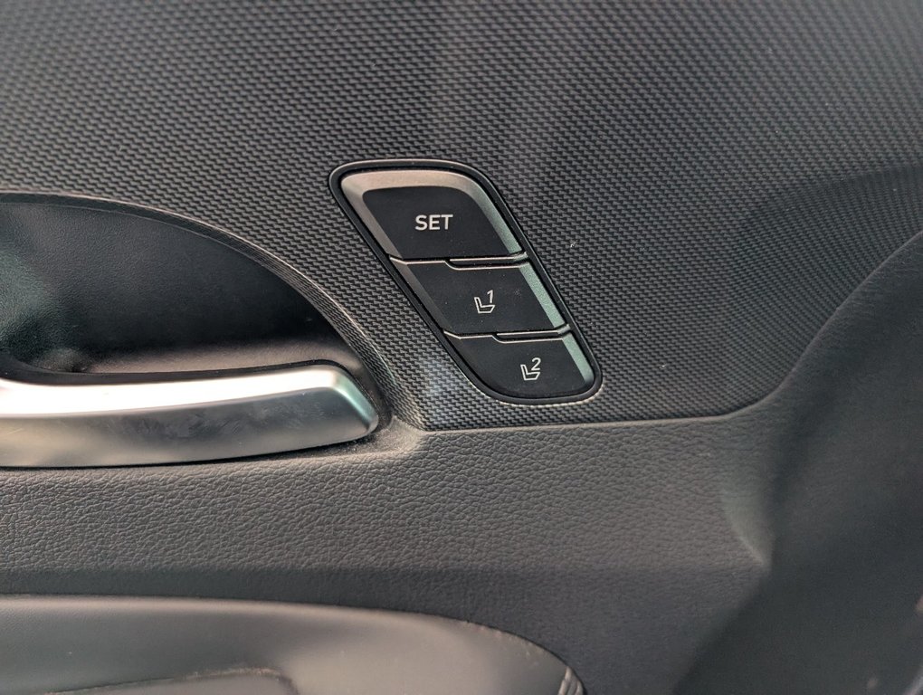2023 Hyundai Santa Fe Hybrid Luxury AWD, in Magog, Quebec - 17 - w1024h768px