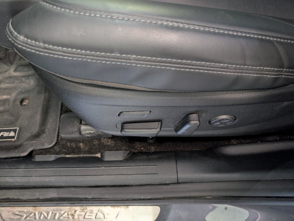 2023 Hyundai Santa Fe Hybrid Luxury AWD, in Magog, Quebec - 15 - w1024h768px