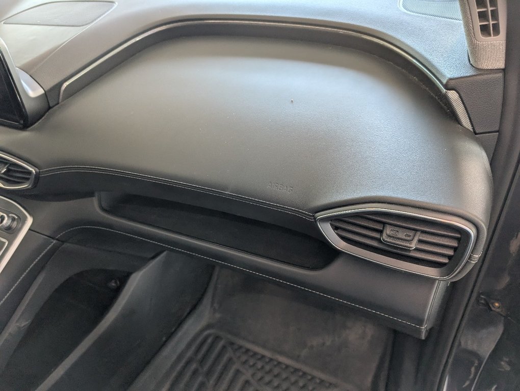 2023 Hyundai Santa Fe Hybrid Luxury AWD, in Magog, Quebec - 10 - w1024h768px