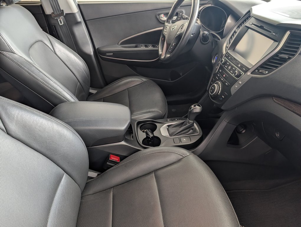 2017 Hyundai Santa Fe Sport Luxury AWD, in Magog, Quebec - 8 - w1024h768px