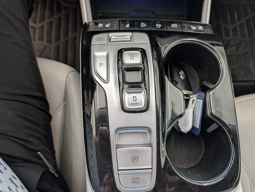 Hyundai Tucson Hybrid Luxury AWD, 2022 à Magog, Québec - 17 - w1024h768px