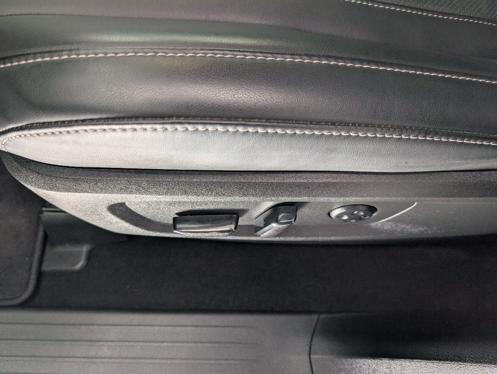 Infiniti QX60 PURE 2023 à Magog, Québec - 15 - w1024h768px