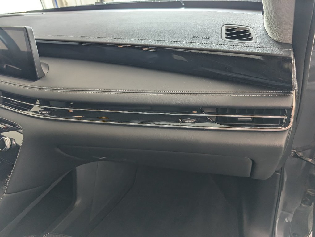Infiniti QX60 PURE 2023 à Magog, Québec - 11 - w1024h768px