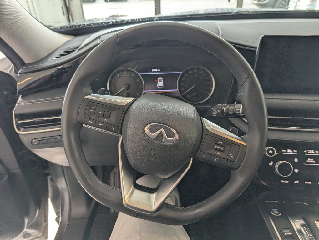 Infiniti QX60 PURE 2023 à Magog, Québec - 20 - w1024h768px