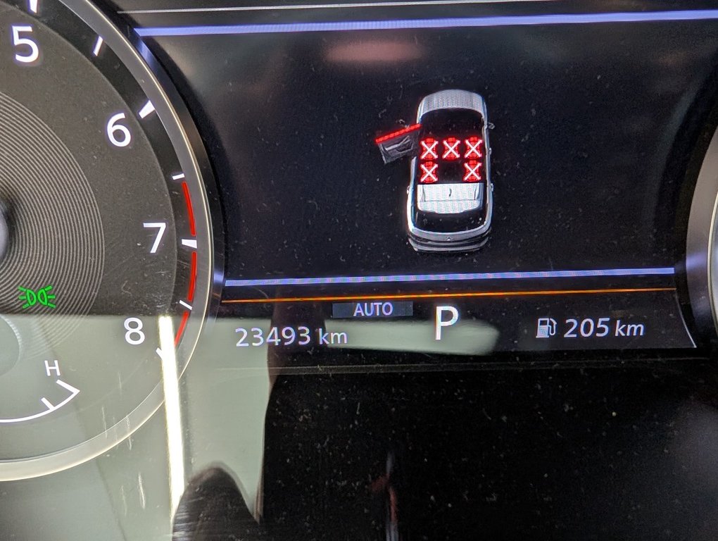 Infiniti QX60 PURE 2023 à Magog, Québec - 24 - w1024h768px