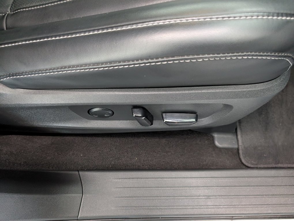 Infiniti QX60 PURE 2023 à Magog, Québec - 12 - w1024h768px