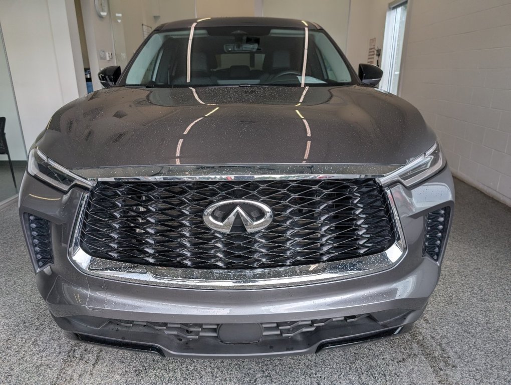 Infiniti QX60 PURE 2023 à Magog, Québec - 6 - w1024h768px