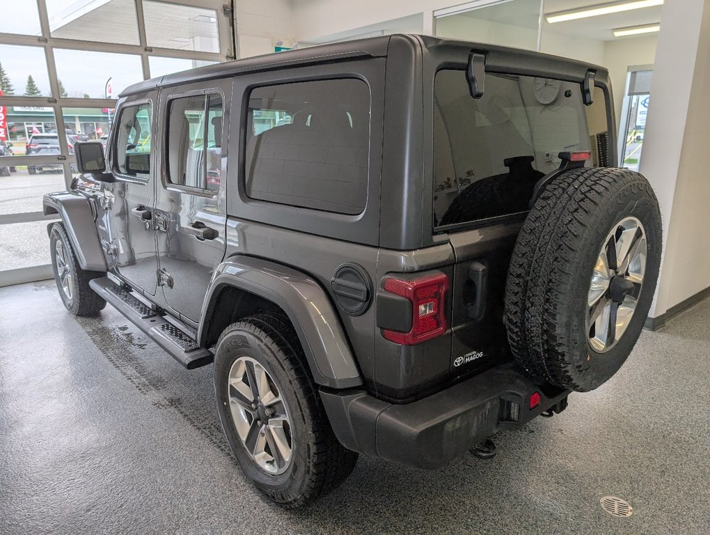 2021 Jeep Wrangler Unlimited Sahara 4X4 in Magog, Quebec - 5 - w1024h768px