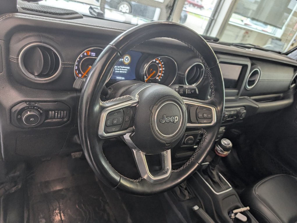 2021 Jeep Wrangler Unlimited Sahara 4X4 in Magog, Quebec - 11 - w1024h768px
