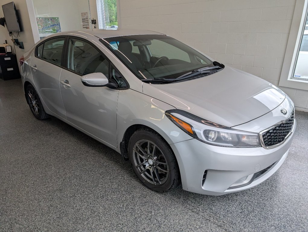 Kia Forte LX+, AUTOMATIQUE, A/C, 2017 à Magog, Québec - 1 - w1024h768px