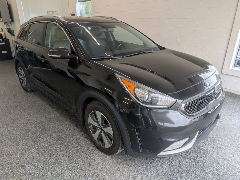 2018 Kia Niro EX PREMIUM in Magog, Quebec - 1 - w1024h768px