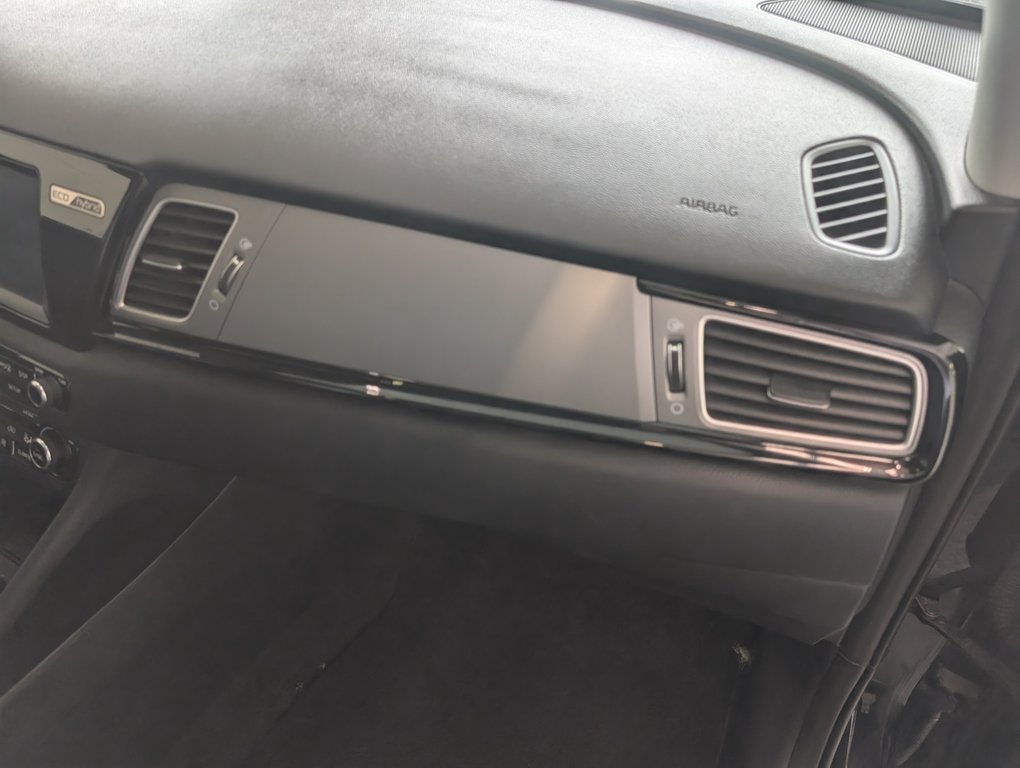 2018 Kia Niro EX PREMIUM in Magog, Quebec - 8 - w1024h768px