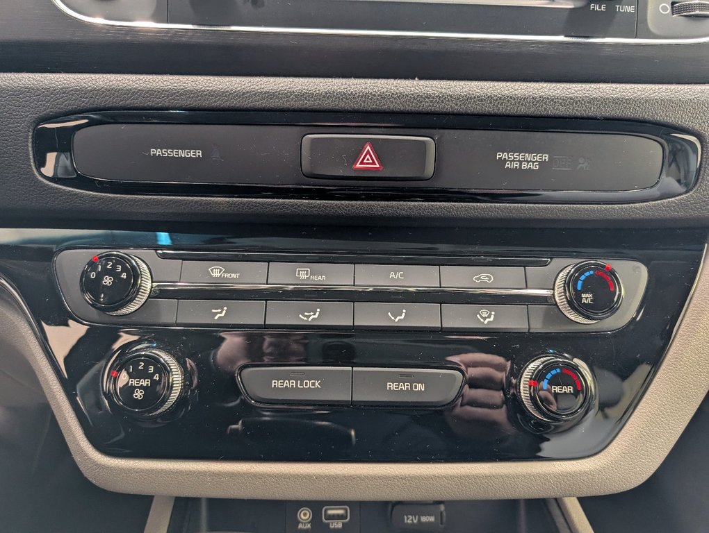 2019 Kia Sedona LX FWD, 8 PASSAGERS in Magog, Quebec - 16 - w1024h768px