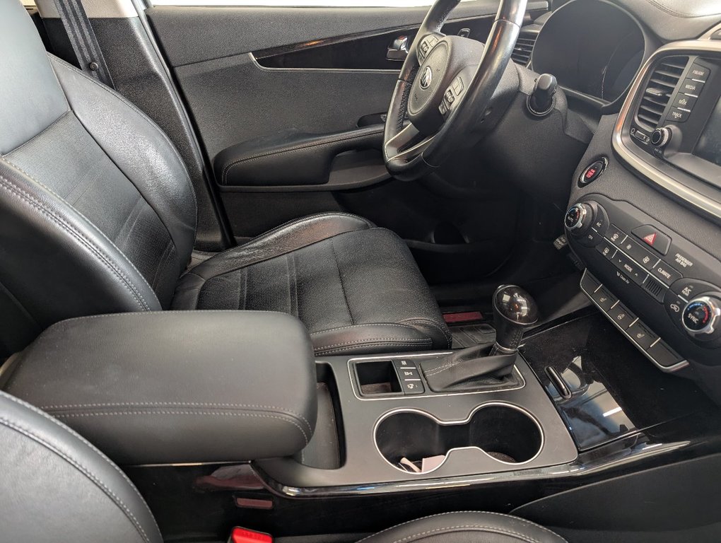 2017 Kia Sorento EX AWD in Magog, Quebec - 10 - w1024h768px