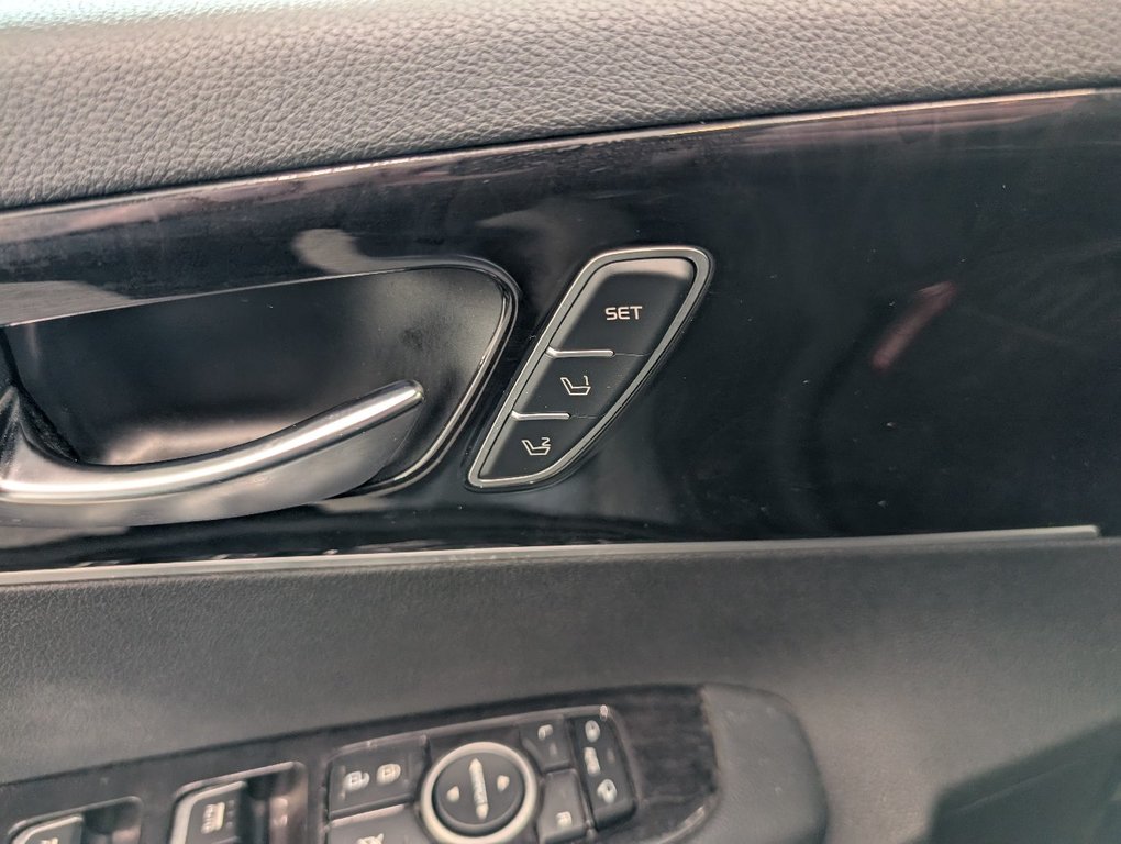 2017 Kia Sorento EX AWD in Magog, Quebec - 17 - w1024h768px