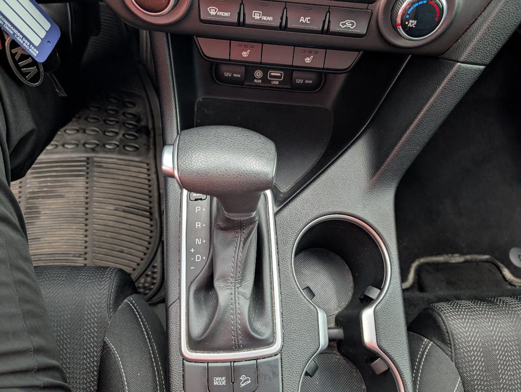 2017 Kia Sportage LX in Magog, Quebec - 16 - w1024h768px
