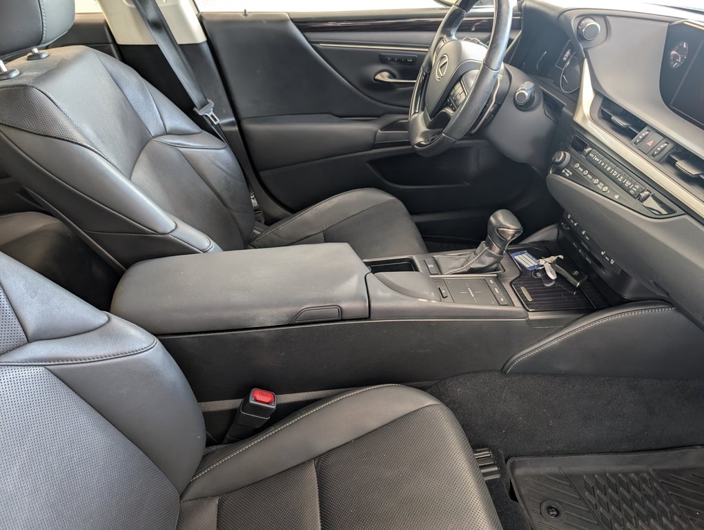 Lexus ES 350 SIGNATURE 2019 à Magog, Québec - 8 - w1024h768px