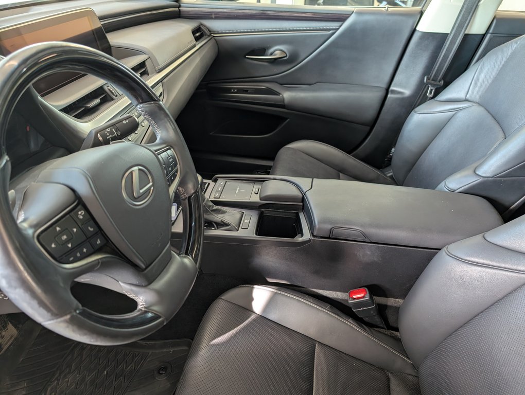 Lexus ES 350 SIGNATURE 2019 à Magog, Québec - 11 - w1024h768px
