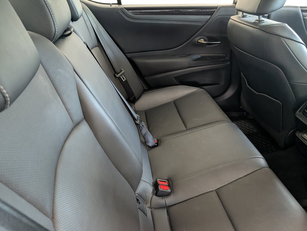 Lexus ES 350 SIGNATURE 2019 à Magog, Québec - 7 - w1024h768px