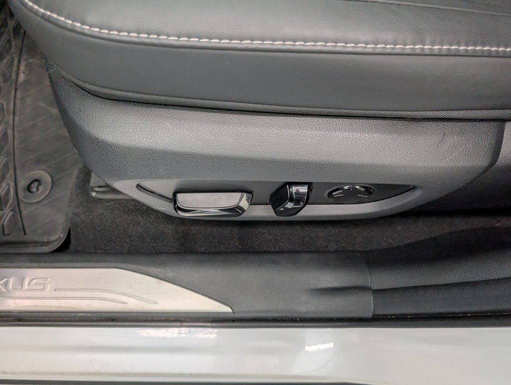 2024 Lexus NX 350h PREMIUM, in Magog, Quebec - 15 - w1024h768px