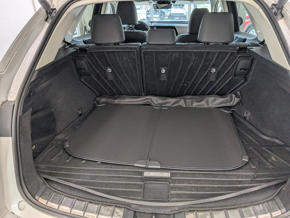 2024 Lexus NX 350h PREMIUM, in Magog, Quebec - 7 - w1024h768px