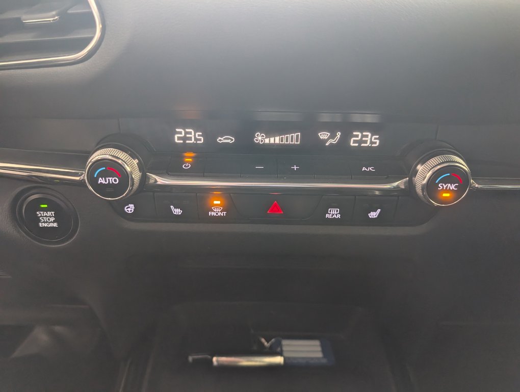 2022 Mazda CX-30 GS AWD, in Magog, Quebec - 18 - w1024h768px
