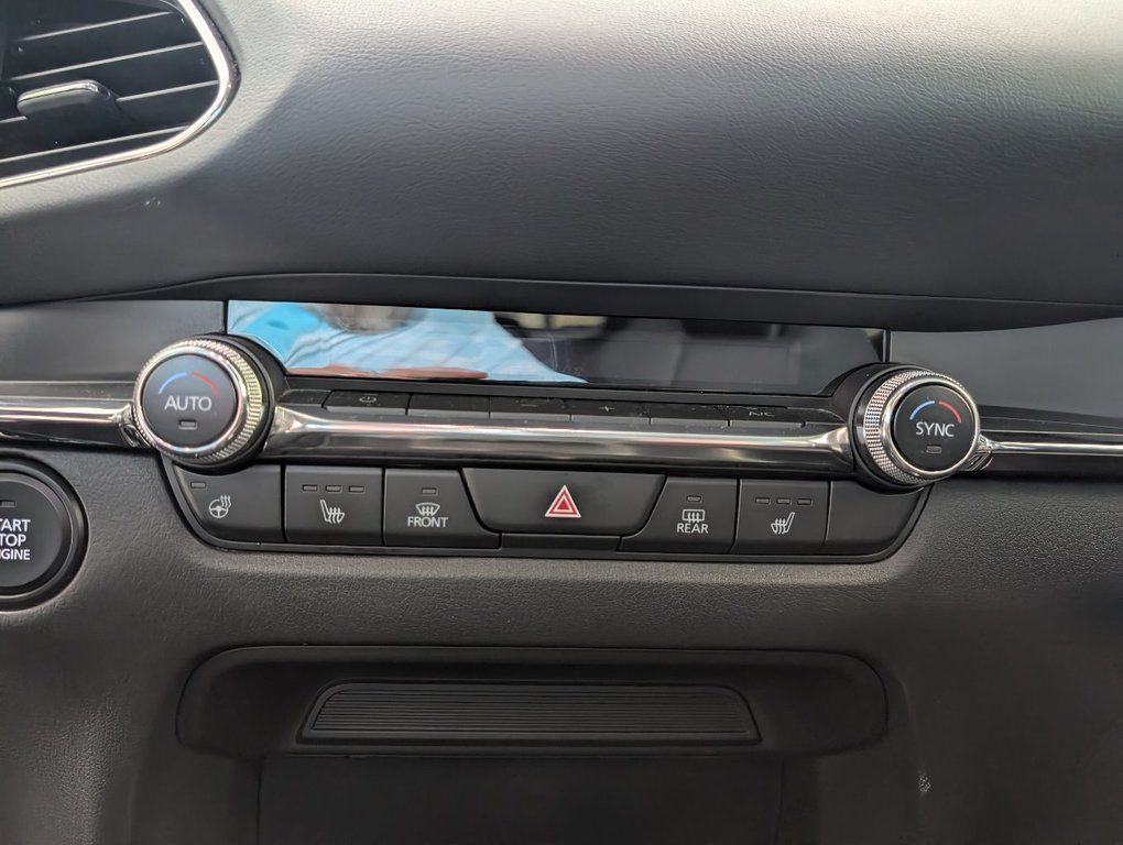 2023 Mazda CX-30 GS AWD in Magog, Quebec - 16 - w1024h768px