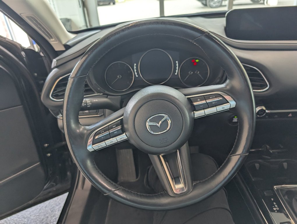 2023 Mazda CX-30 GS AWD in Magog, Quebec - 14 - w1024h768px