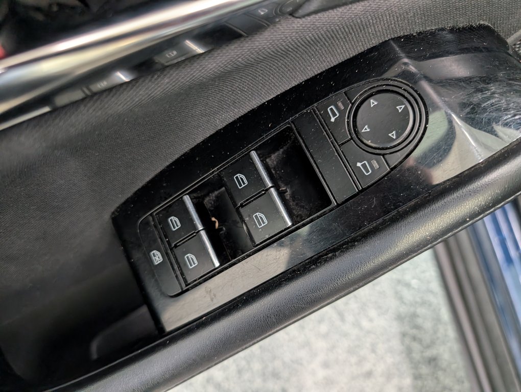 2023 Mazda CX-30 GS AWD in Magog, Quebec - 13 - w1024h768px