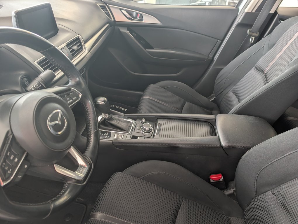 Mazda 3 GS, AUTOMATIQUE, 2017 à Magog, Québec - 11 - w1024h768px
