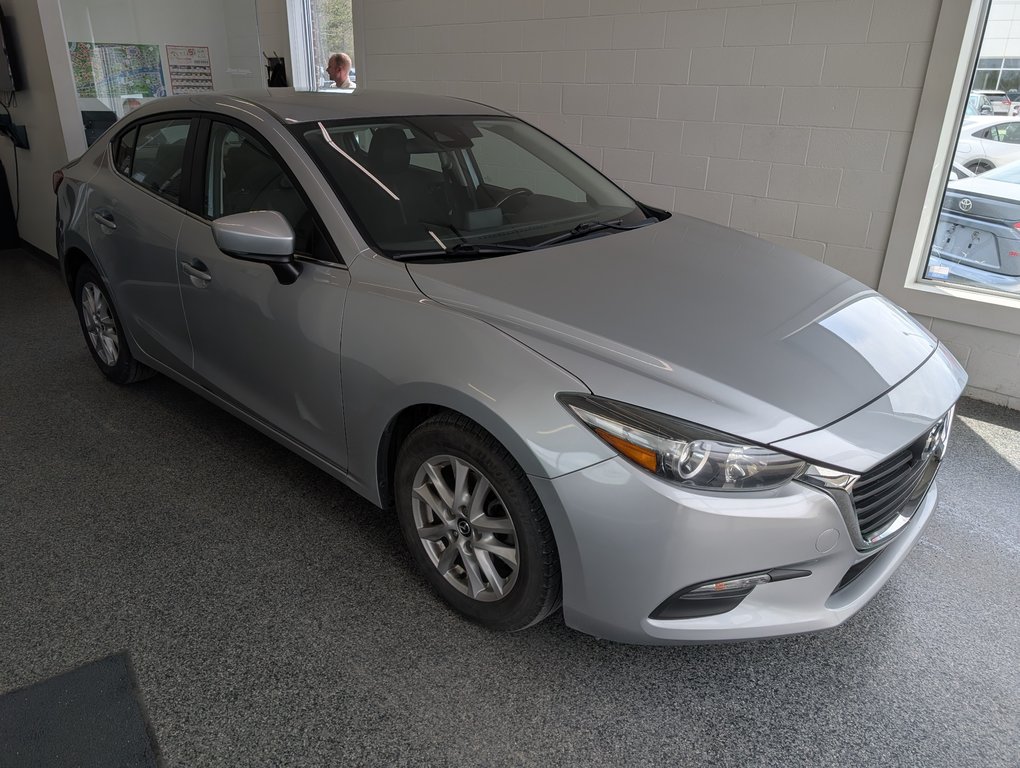 Mazda 3 GS, AUTOMATIQUE, 2017 à Magog, Québec - 1 - w1024h768px