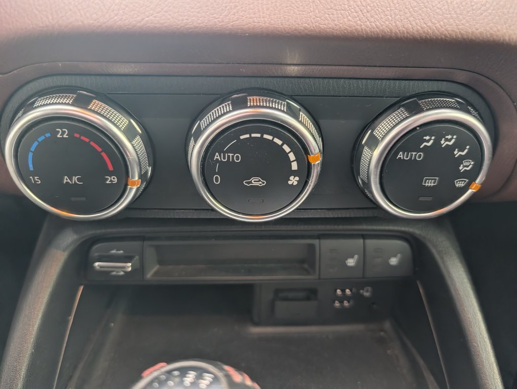 2019 Mazda MX-5 RF GT in Magog, Quebec - 14 - w1024h768px