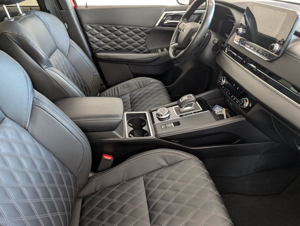Mitsubishi Outlander SEL AWD, GARANTIE JUSQU EN 2026 2022 à Magog, Québec - 10 - w1024h768px