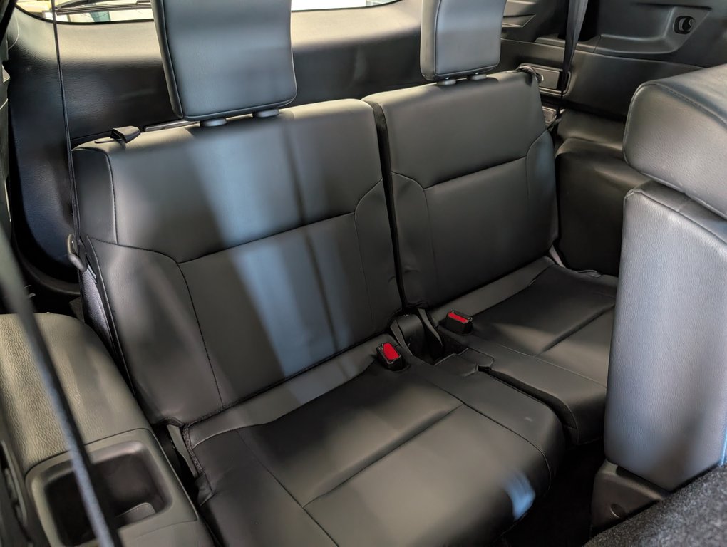 Mitsubishi Outlander SEL AWD, GARANTIE JUSQU EN 2026 2022 à Magog, Québec - 8 - w1024h768px
