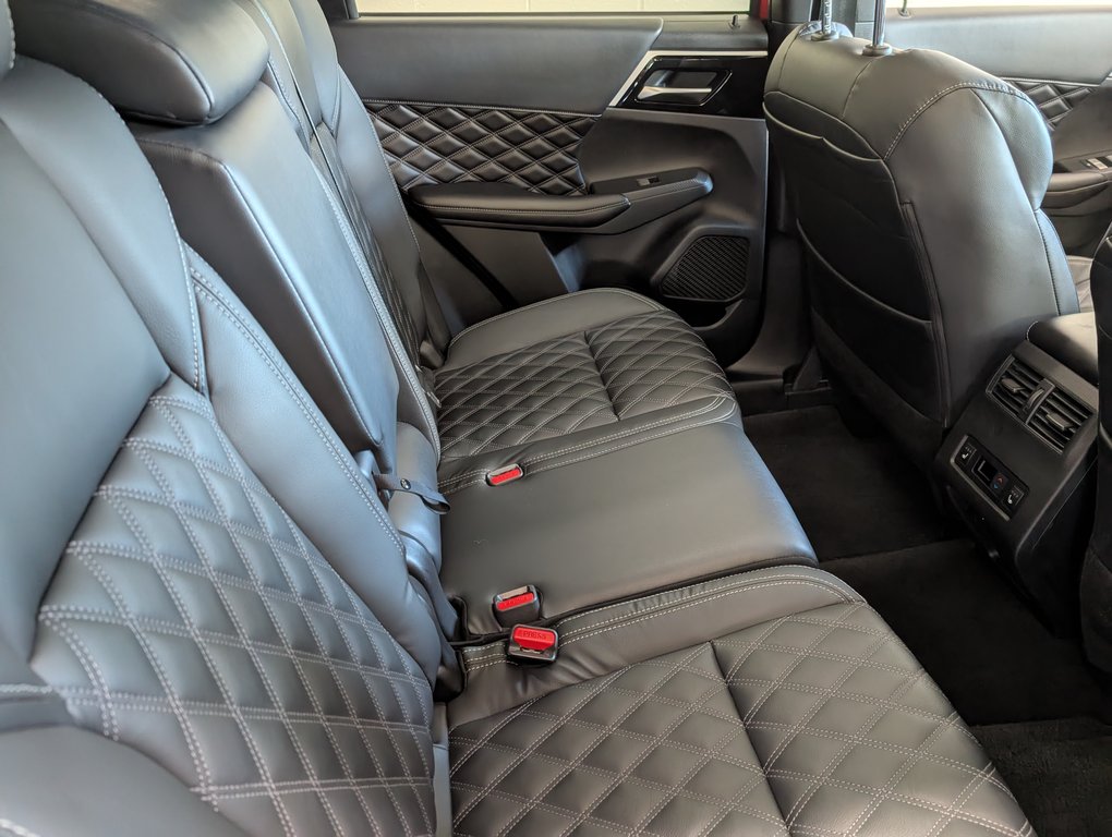 Mitsubishi Outlander SEL AWD, GARANTIE JUSQU EN 2026 2022 à Magog, Québec - 9 - w1024h768px