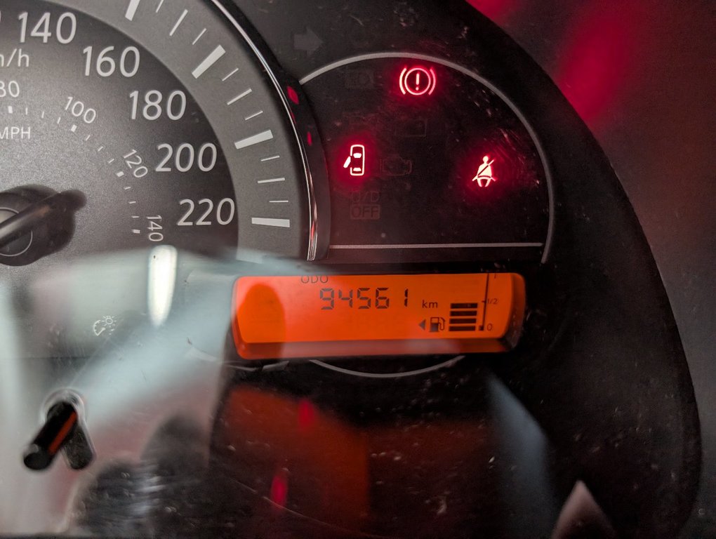 2015 Nissan Micra SV, A/C, in Magog, Quebec - 18 - w1024h768px