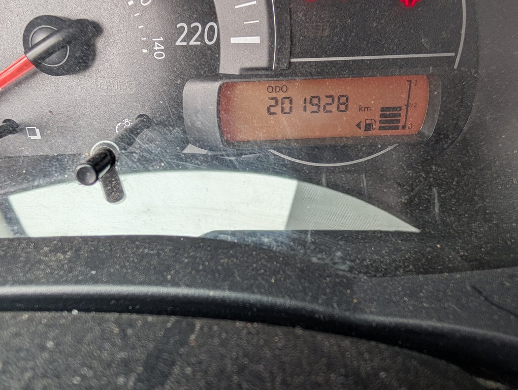 2015 Nissan Micra S, in Magog, Quebec - 12 - w1024h768px