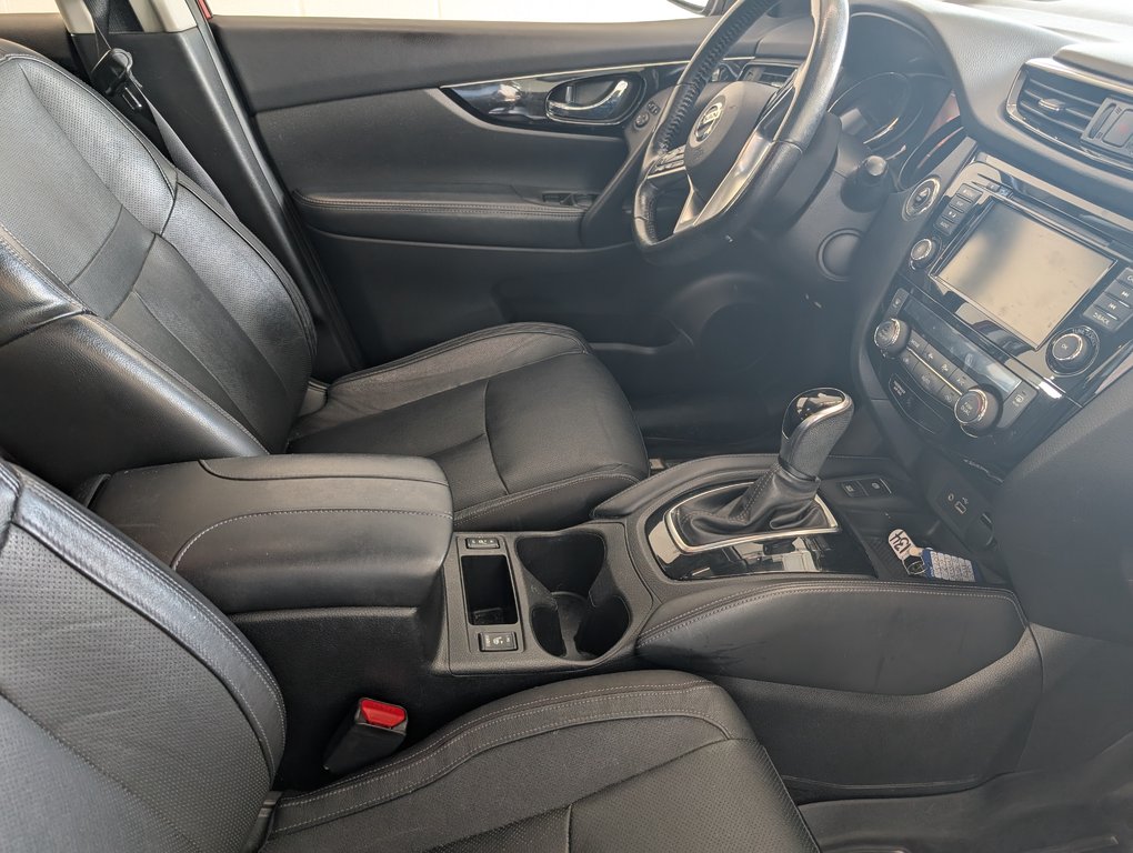 2019 Nissan Qashqai SL AWD in Magog, Quebec - 9 - w1024h768px
