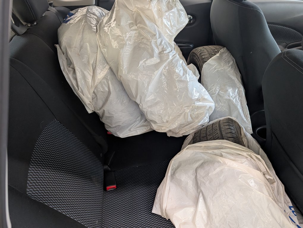 2016 Nissan Versa Note SV in Magog, Quebec - 7 - w1024h768px