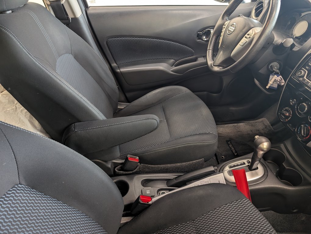 2016 Nissan Versa Note SV in Magog, Quebec - 8 - w1024h768px