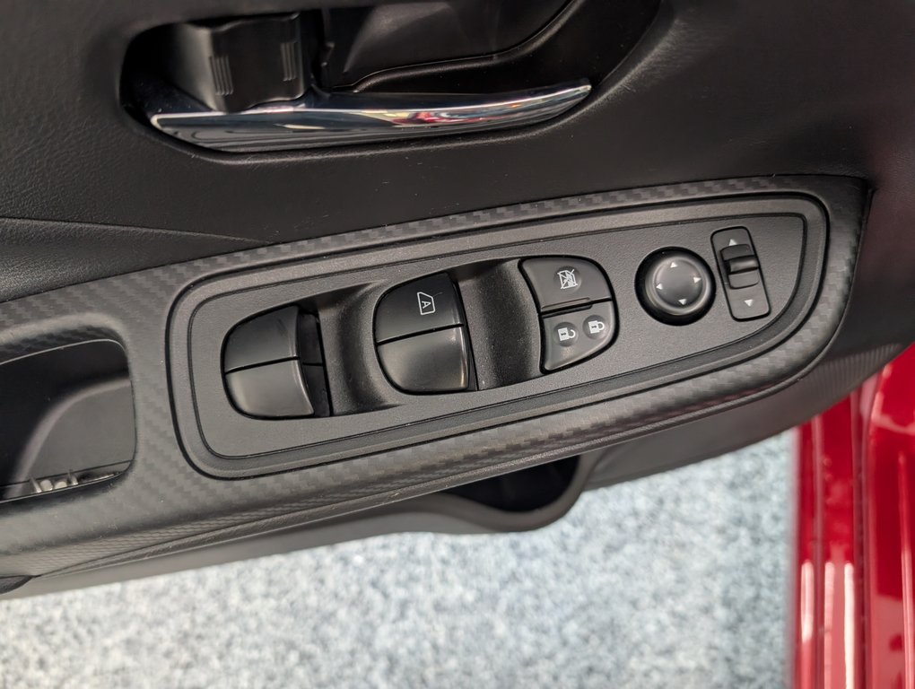 2024 Nissan Versa SV, A/C, MAGS, in Magog, Quebec - 12 - w1024h768px